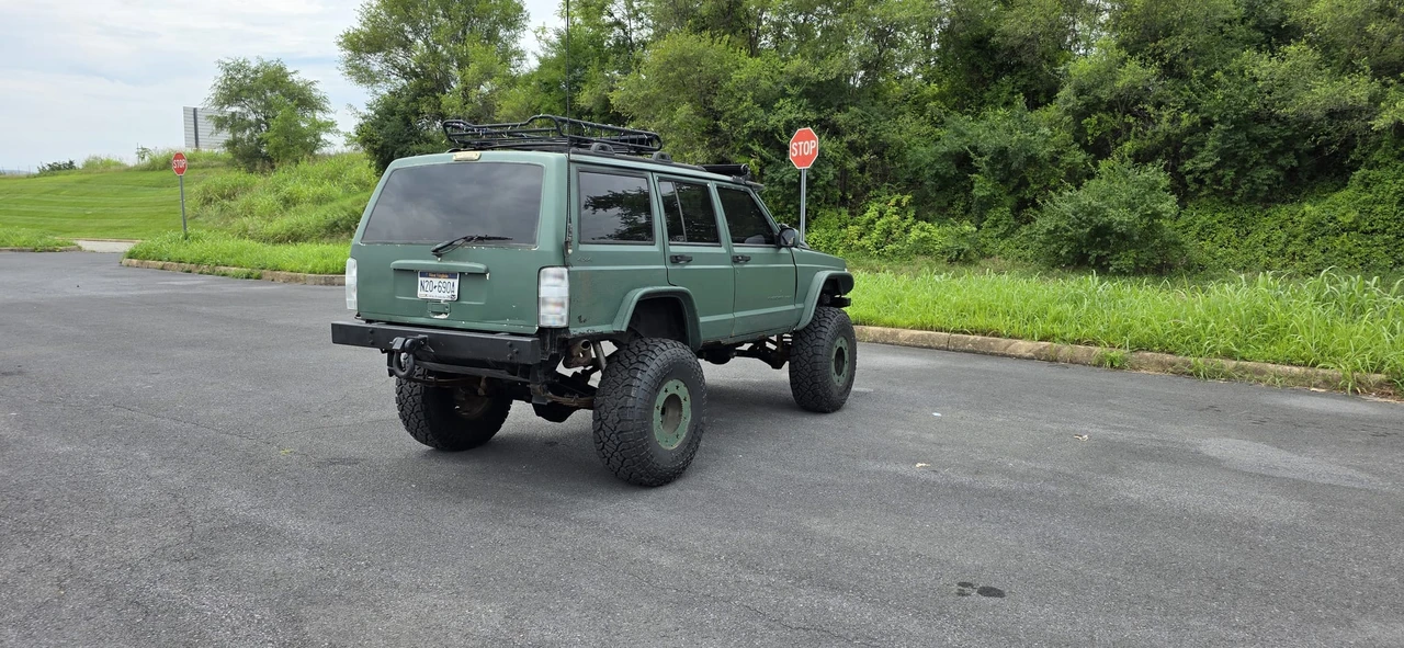 1999 Jeep XJ Cherokee - Image 10 of 31