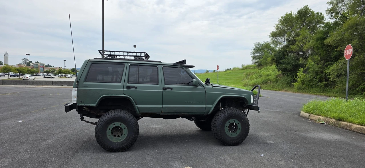1999 Jeep XJ Cherokee - Image 8 of 31