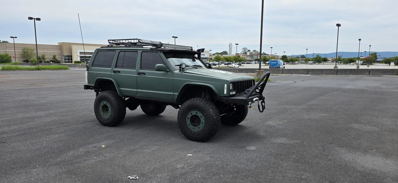 1999 Jeep XJ Cherokee - Image 6 of 31