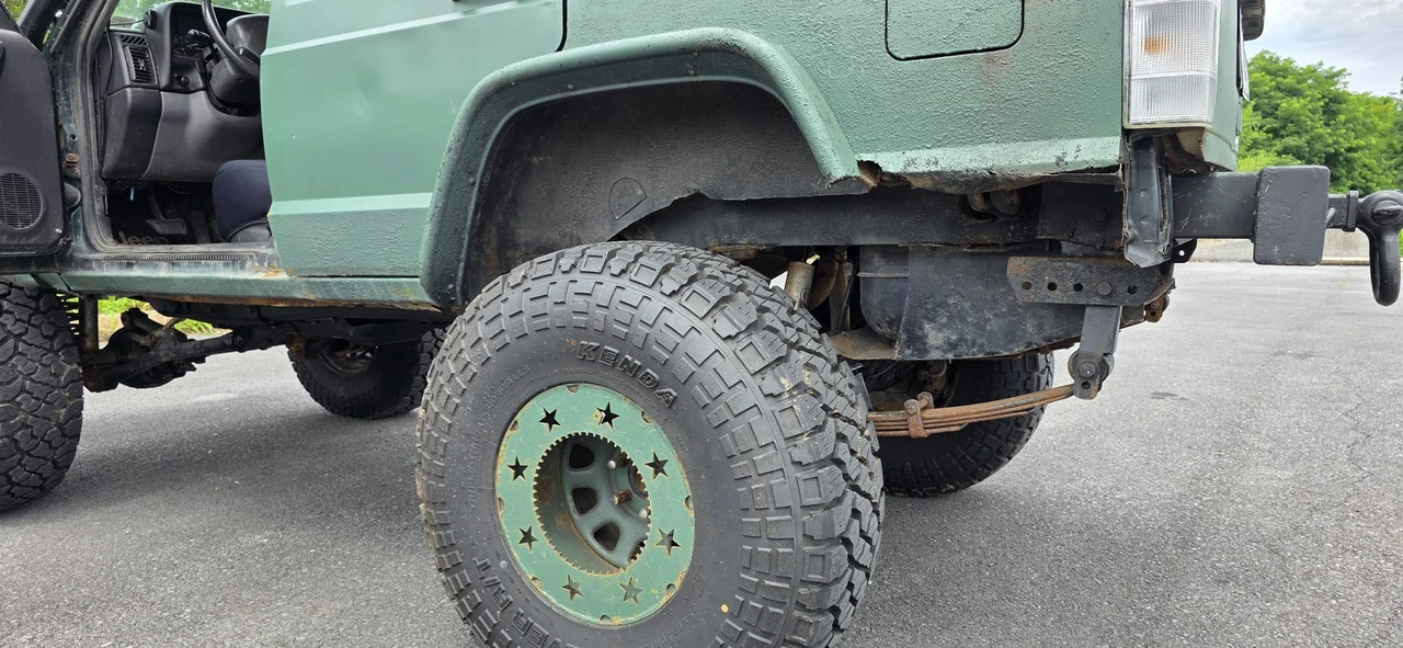 1999 Jeep XJ Cherokee - Image 24 of 31