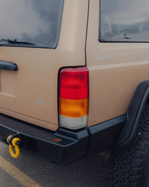 1999 Jeep XJ Cherokee - Image 16 of 31