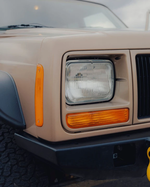 1999 Jeep XJ Cherokee - Image 13 of 31