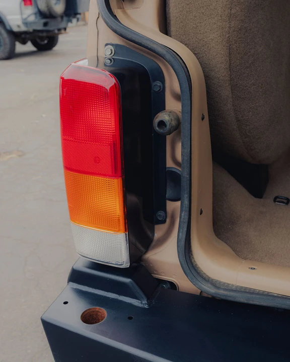 1999 Jeep XJ Cherokee - Image 18 of 31