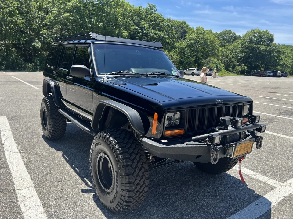 1999 Jeep XJ Cherokee - Image 2 of 31