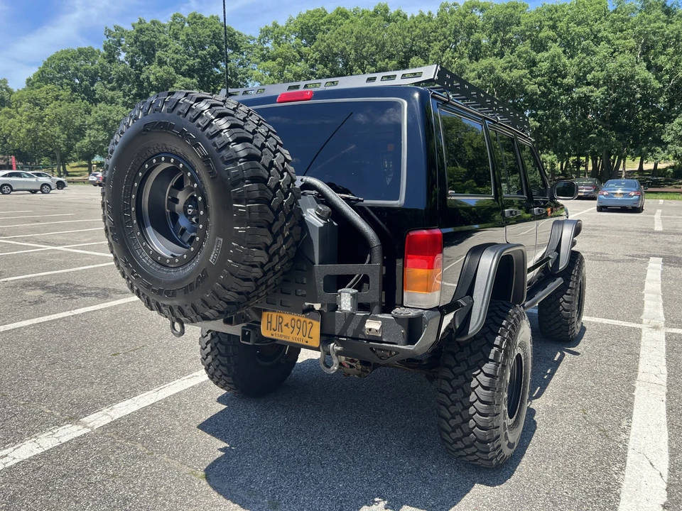1999 Jeep XJ Cherokee - Image 17 of 31