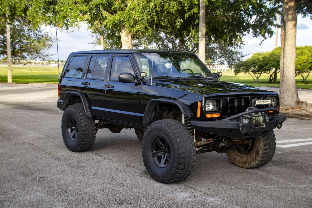1999 Jeep XJ Cherokee - Image 26 of 31