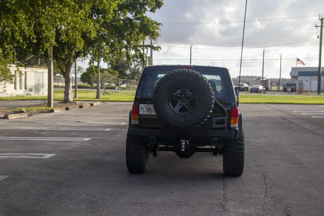 1999 Jeep XJ Cherokee - Image 19 of 31