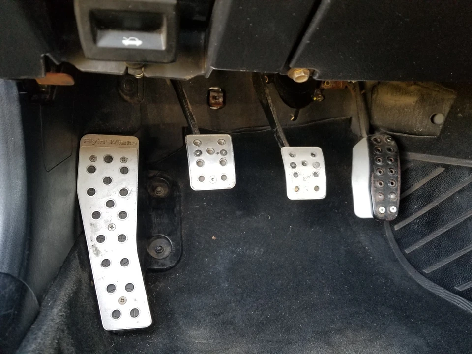 1999 Mazda NB MX-5 Miata - Image 25 of 31