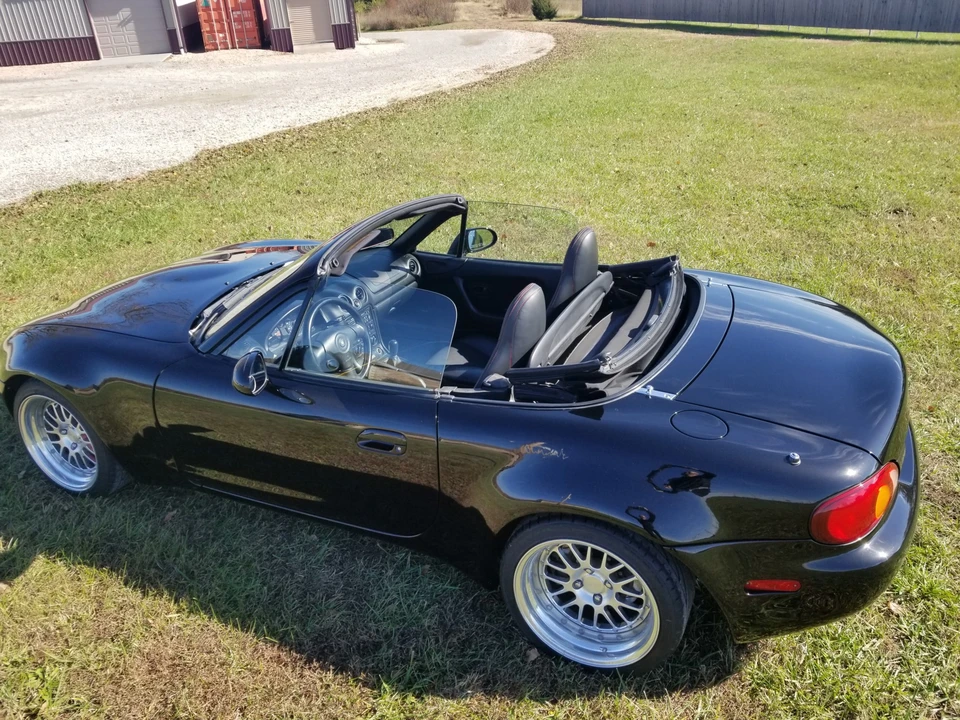 1999 Mazda NB MX-5 Miata - Image 14 of 31