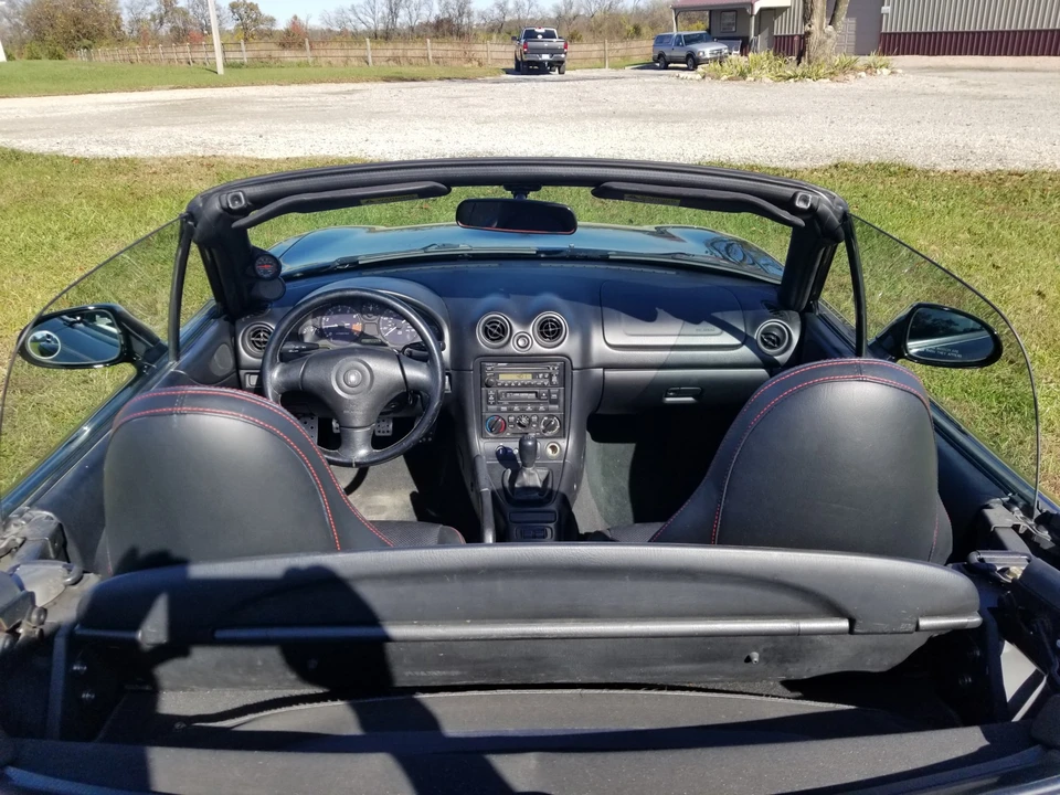 1999 Mazda NB MX-5 Miata - Image 15 of 31