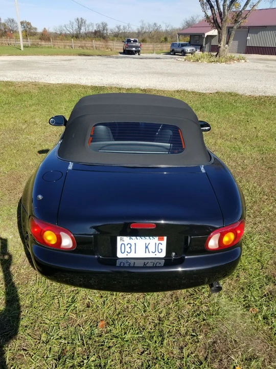 1999 Mazda NB MX-5 Miata - Image 6 of 31