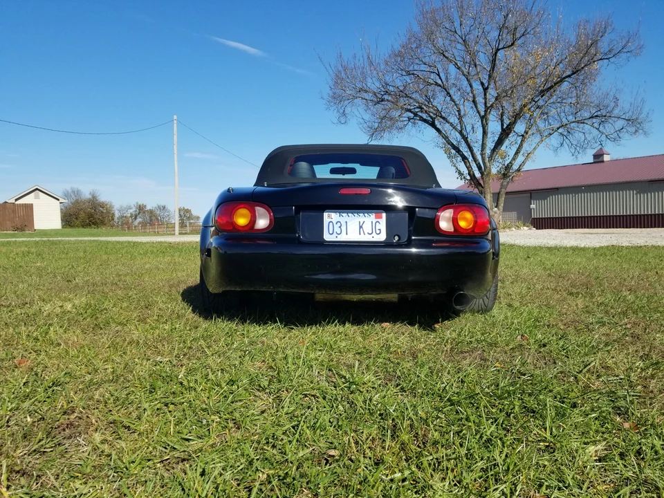 1999 Mazda NB MX-5 Miata - Image 7 of 31