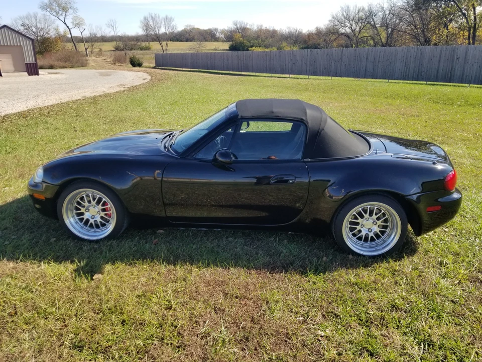 1999 Mazda NB MX-5 Miata - Image 9 of 31