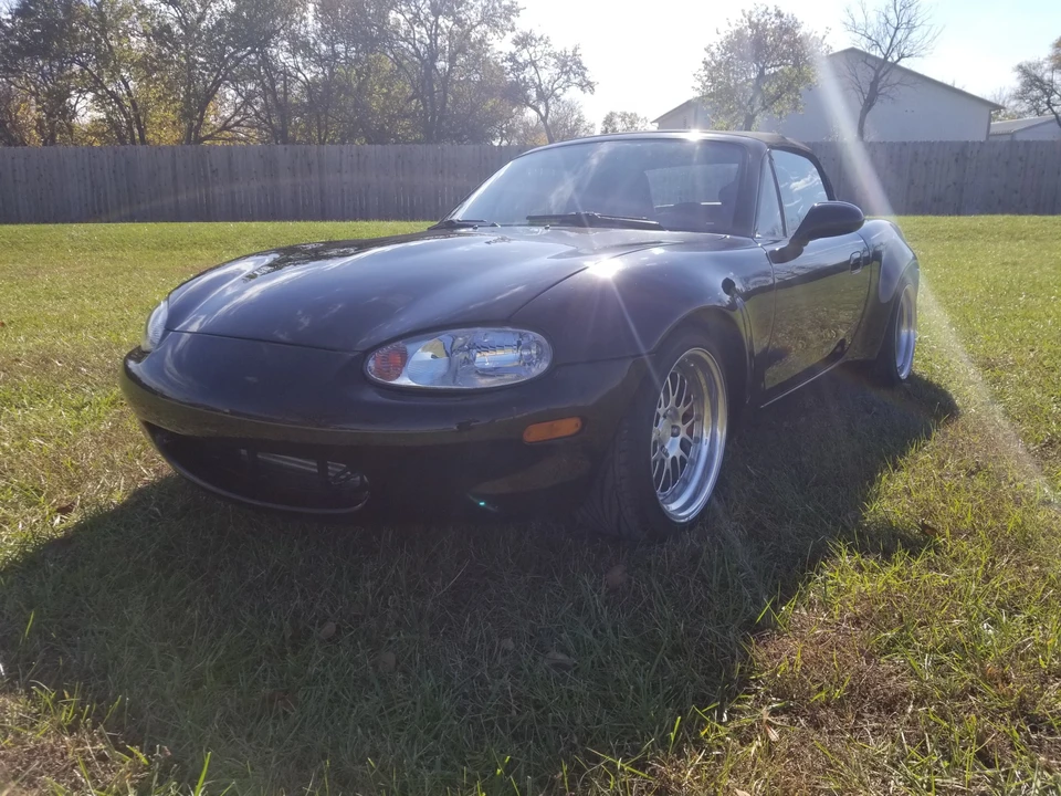 1999 Mazda NB MX-5 Miata - Image 2 of 31