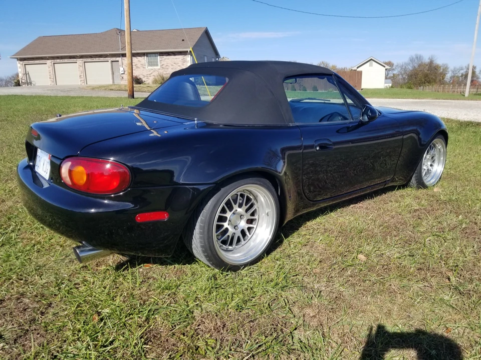 1999 Mazda NB MX-5 Miata - Image 8 of 31