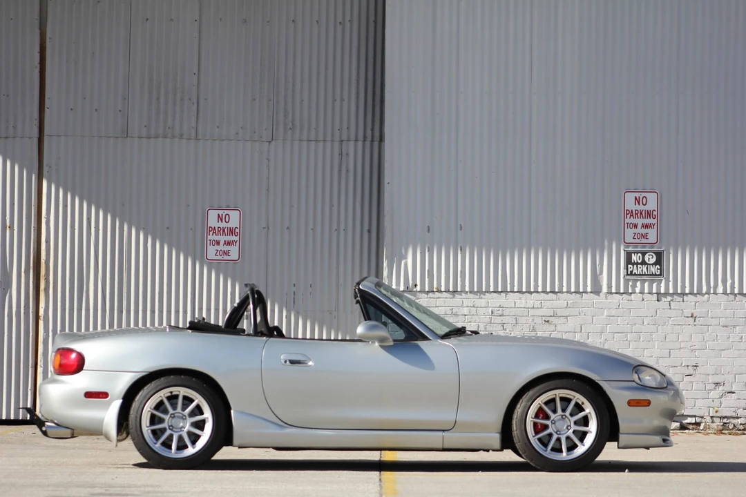 1999 Mazda NB MX-5 Miata - Image 7 of 31