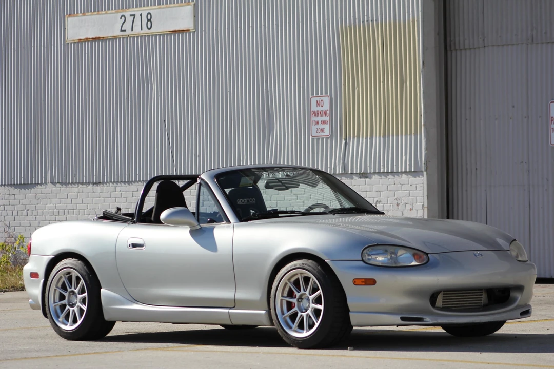 1999 Mazda NB MX-5 Miata - Image 9 of 31