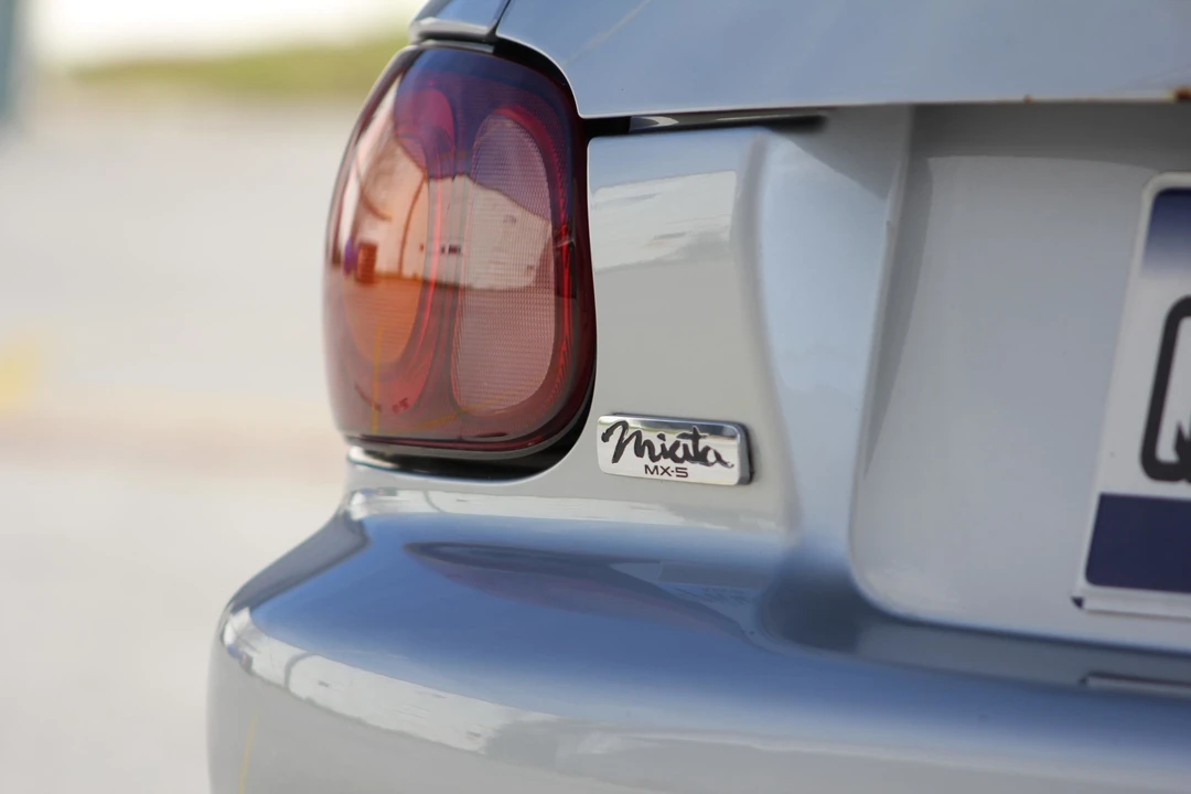 1999 Mazda NB MX-5 Miata - Image 17 of 31