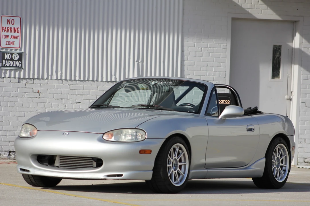 1999 Mazda NB MX-5 Miata - Image 2 of 31