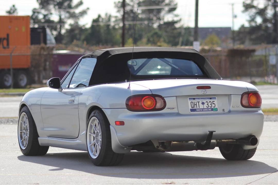 1999 Mazda NB MX-5 Miata - Image 19 of 31