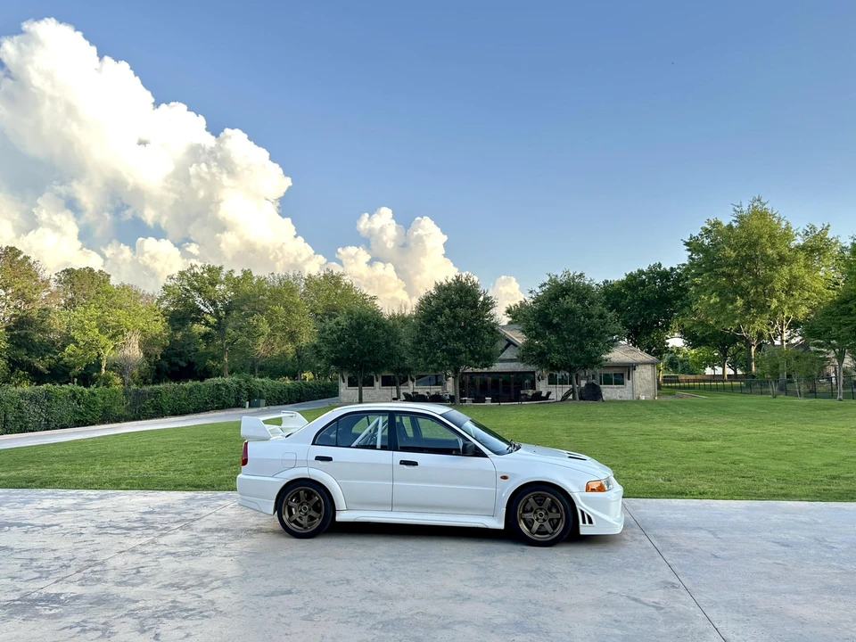 1999 Mitsubishi Lancer Evolution VI 6th Gen - Image 10 of 31