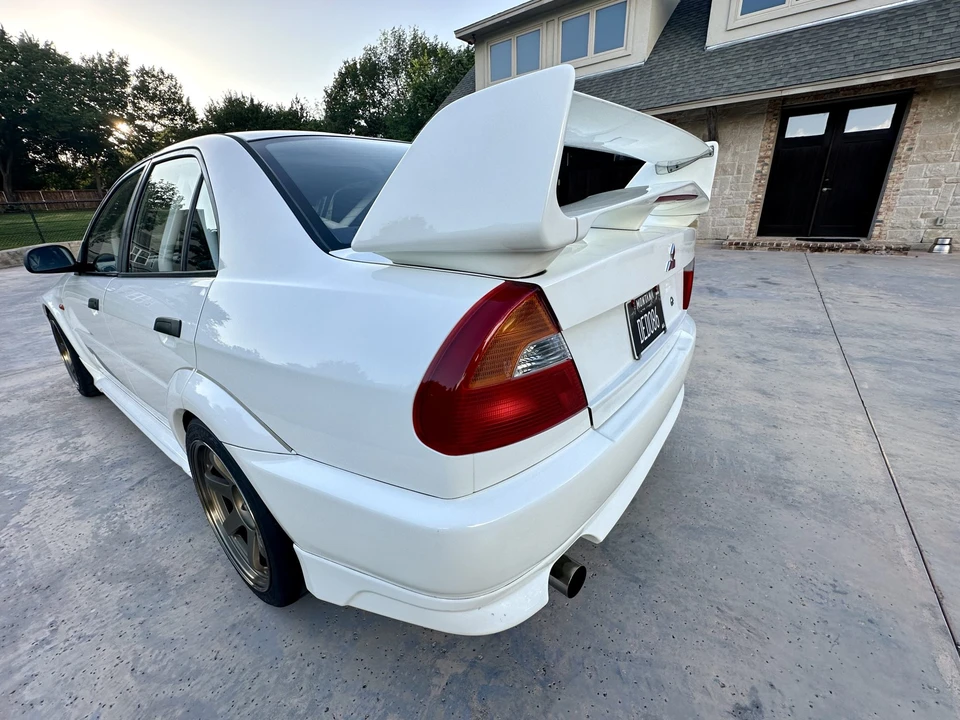 1999 Mitsubishi Lancer Evolution VI 6th Gen - Image 16 of 31