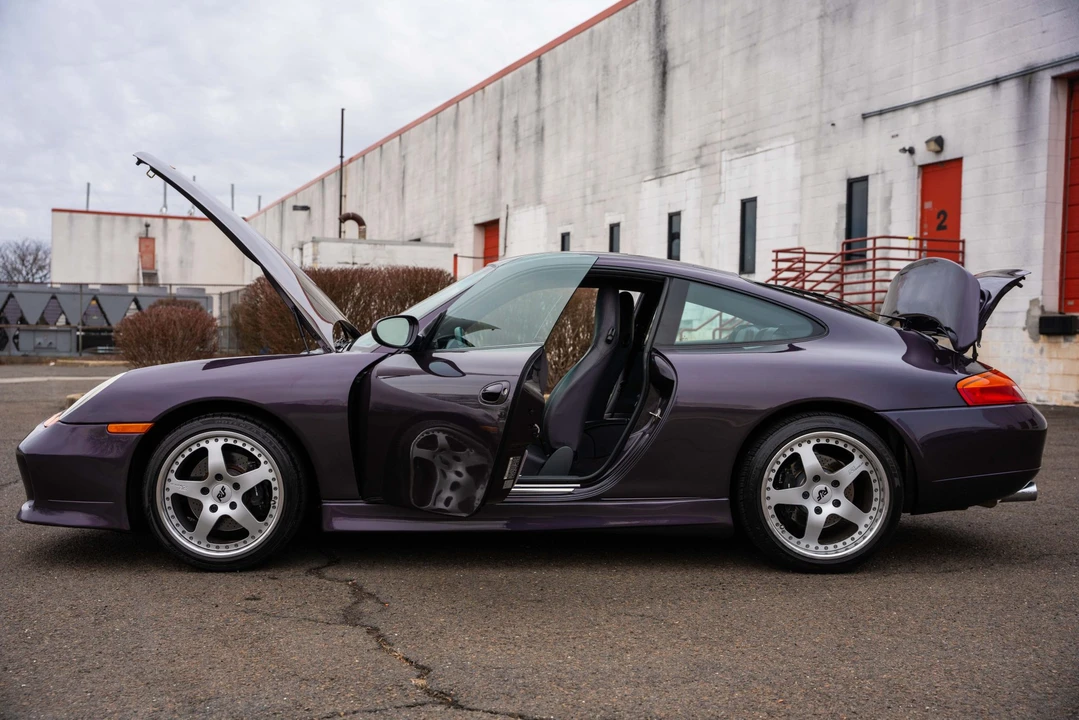 1999 Porsche 996 Carrera - Image 28 of 31