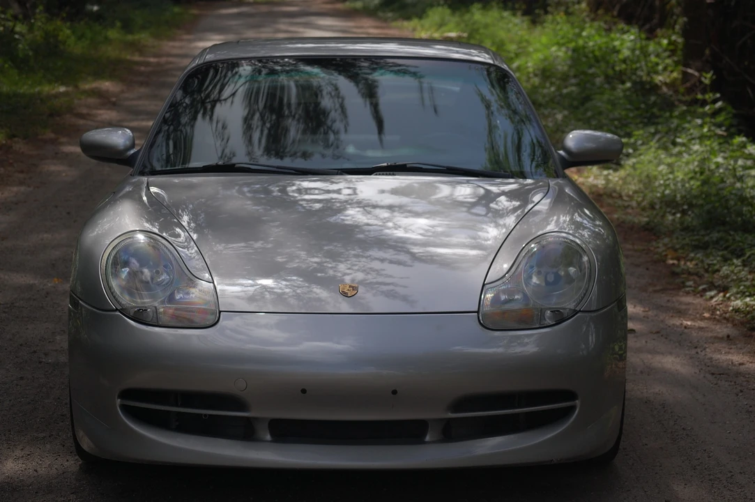 1999 Porsche 996 Carrera - Image 17 of 31