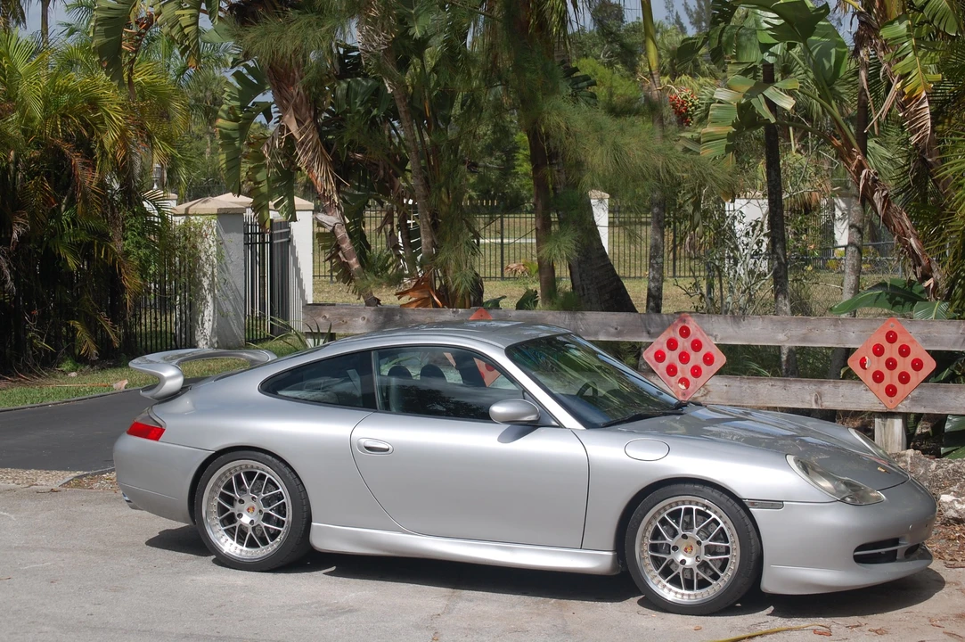 1999 Porsche 996 Carrera - Image 21 of 31