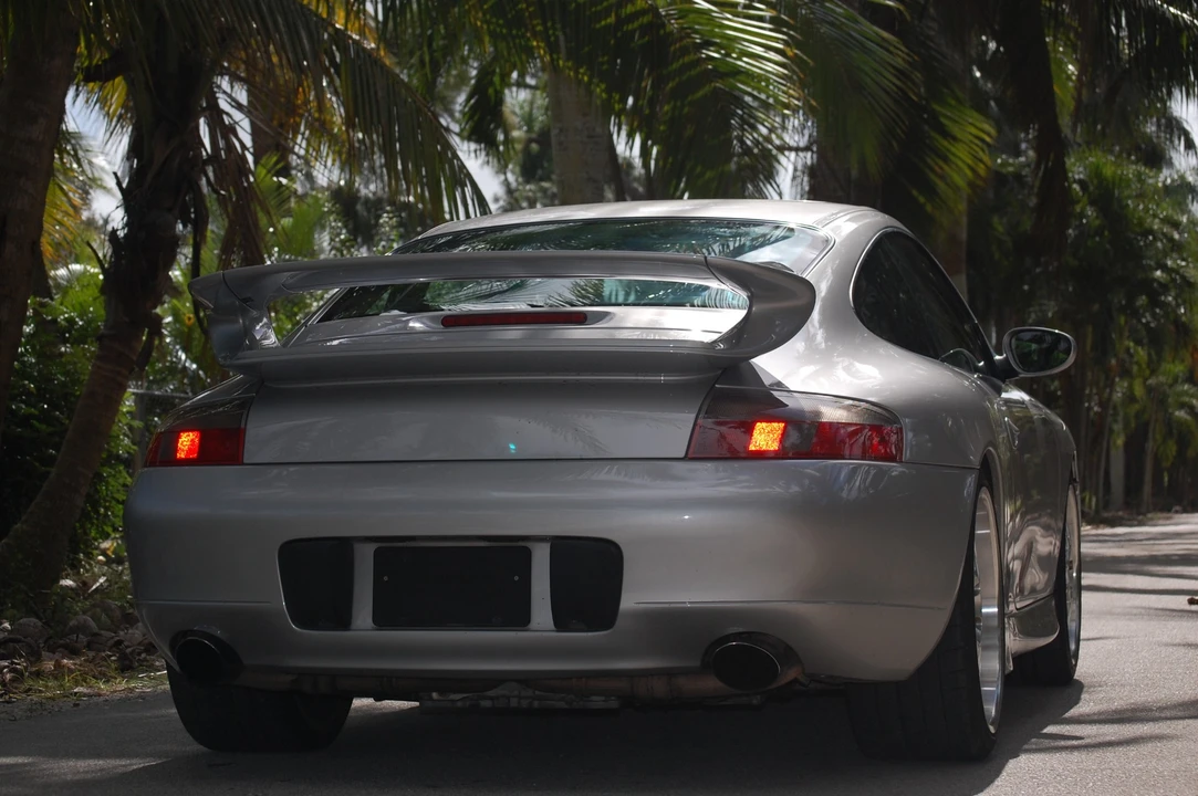 1999 Porsche 996 Carrera - Image 25 of 31
