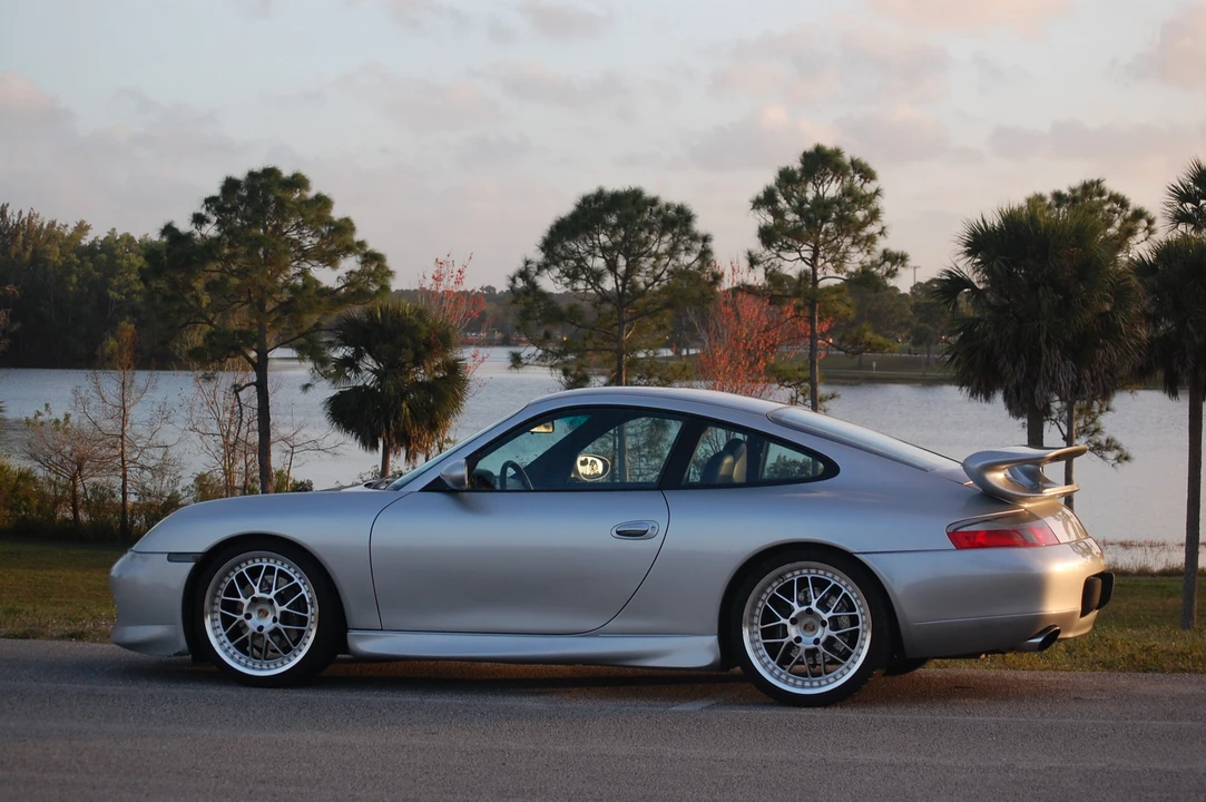1999 Porsche 996 Carrera - Image 3 of 31
