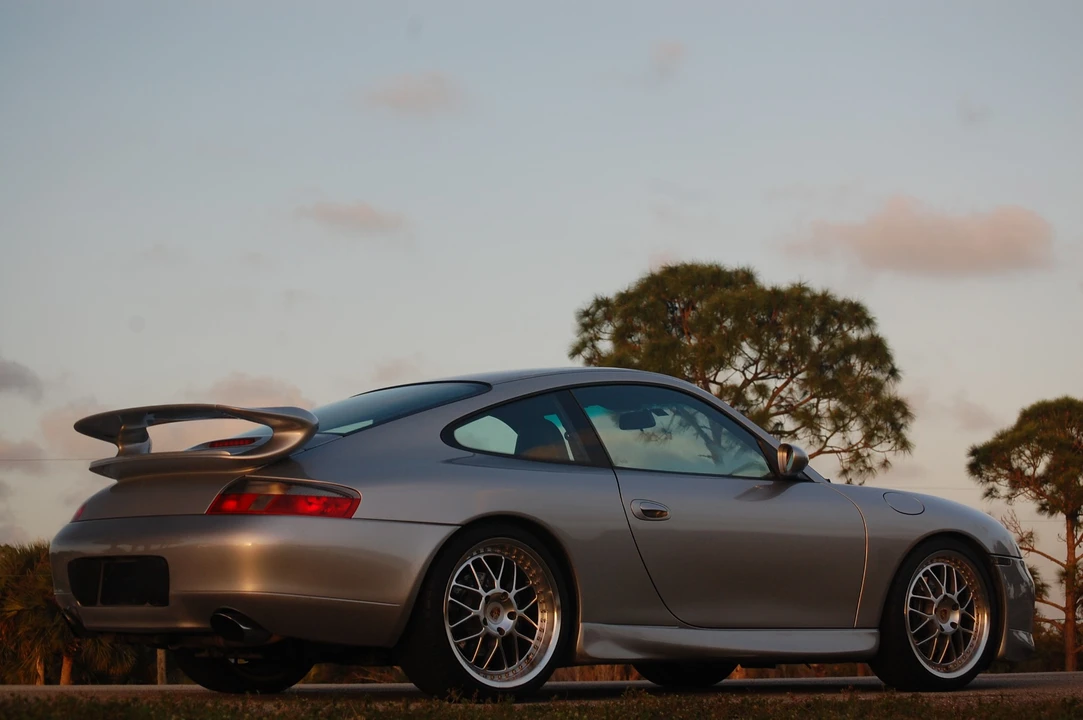 1999 Porsche 996 Carrera - Image 6 of 31