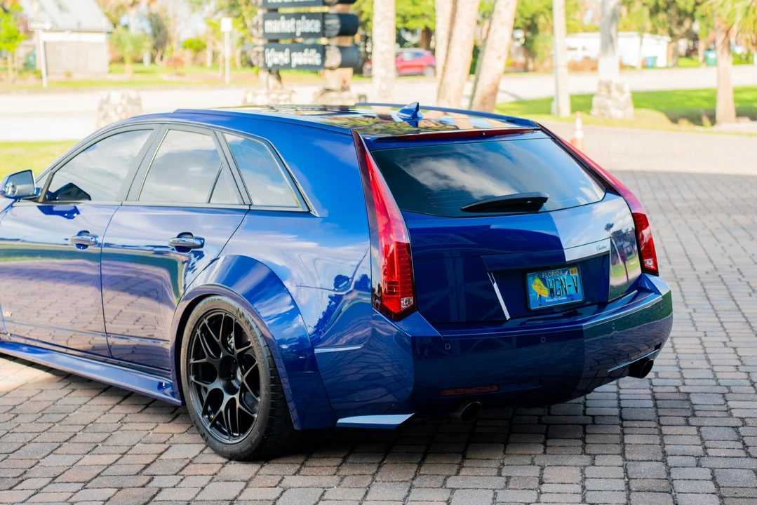 2012 Cadillac CTS-V 2nd Gen - Image 25 of 31