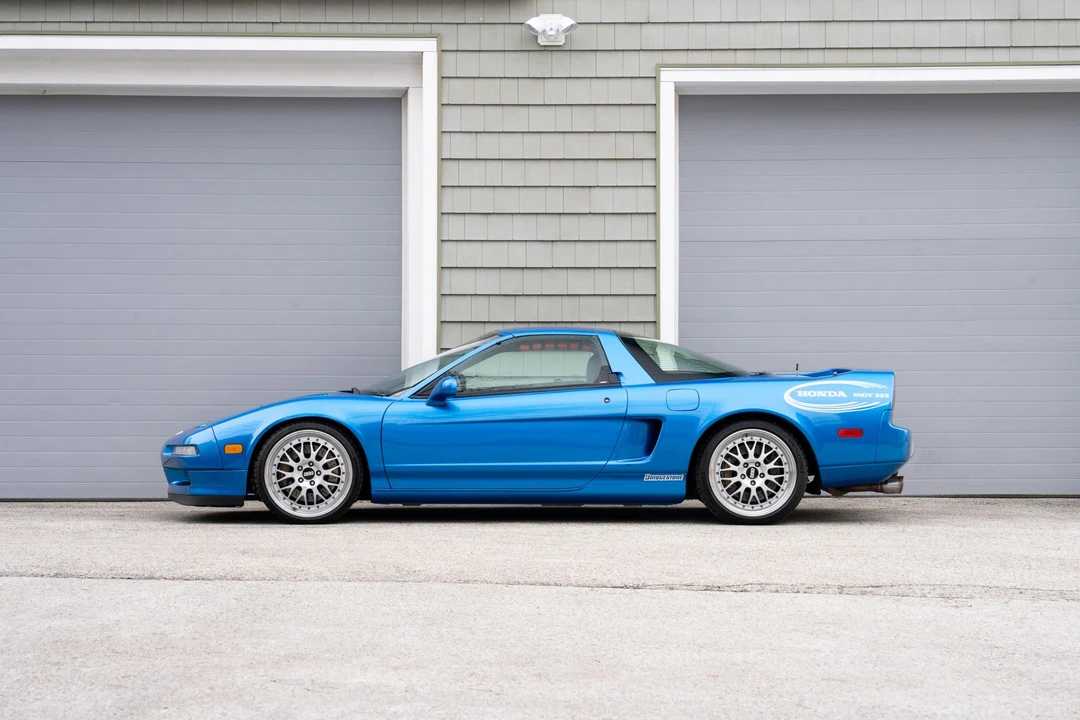 2000 Acura NA2 NSX - Image 11 of 31