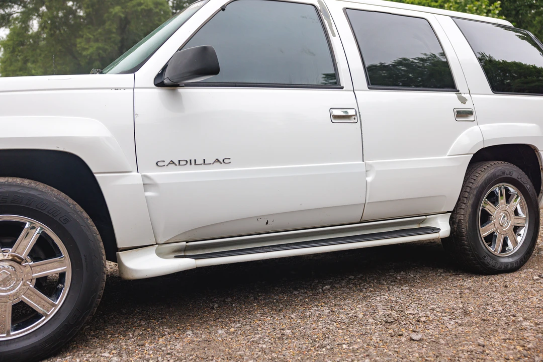 2000 Cadillac Escalade 1st Gen - Image 26 of 31