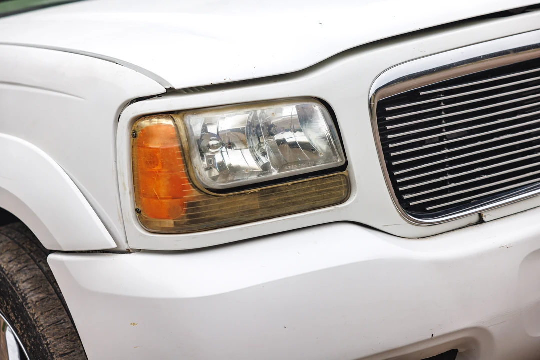 2000 Cadillac Escalade 1st Gen - Image 15 of 31