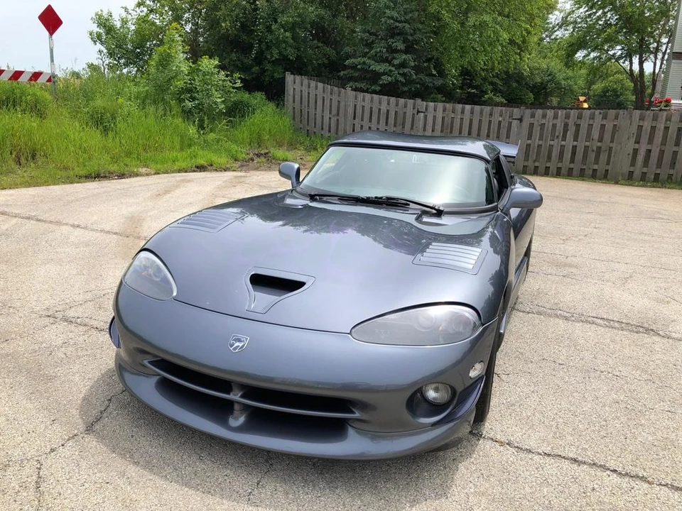 2000 Dodge Viper 2nd Gen - Image 2 of 31