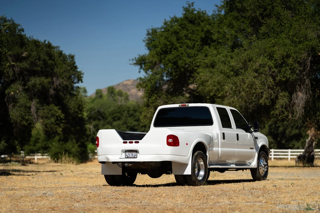 2000 Ford Super Duty 1st Gen - Image 12 of 31