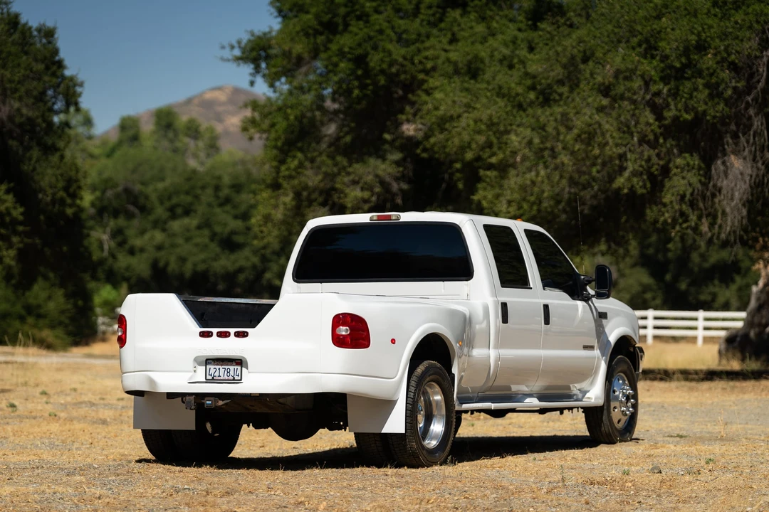 2000 Ford Super Duty 1st Gen - Image 13 of 31