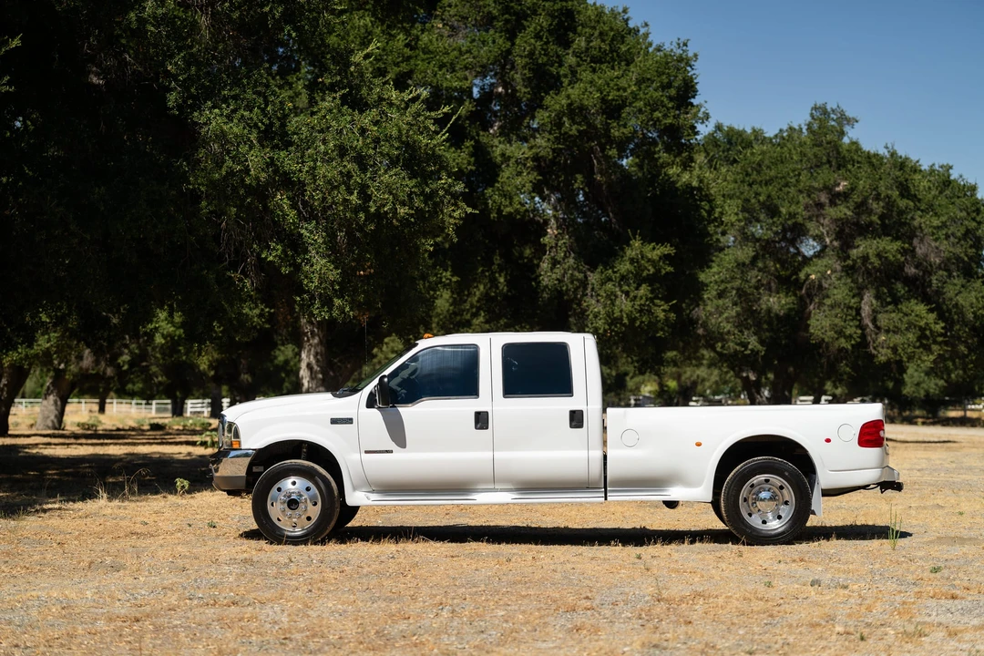 2000 Ford Super Duty 1st Gen - Image 18 of 31