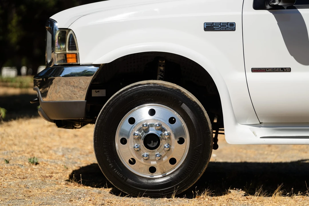 2000 Ford Super Duty 1st Gen - Image 25 of 31