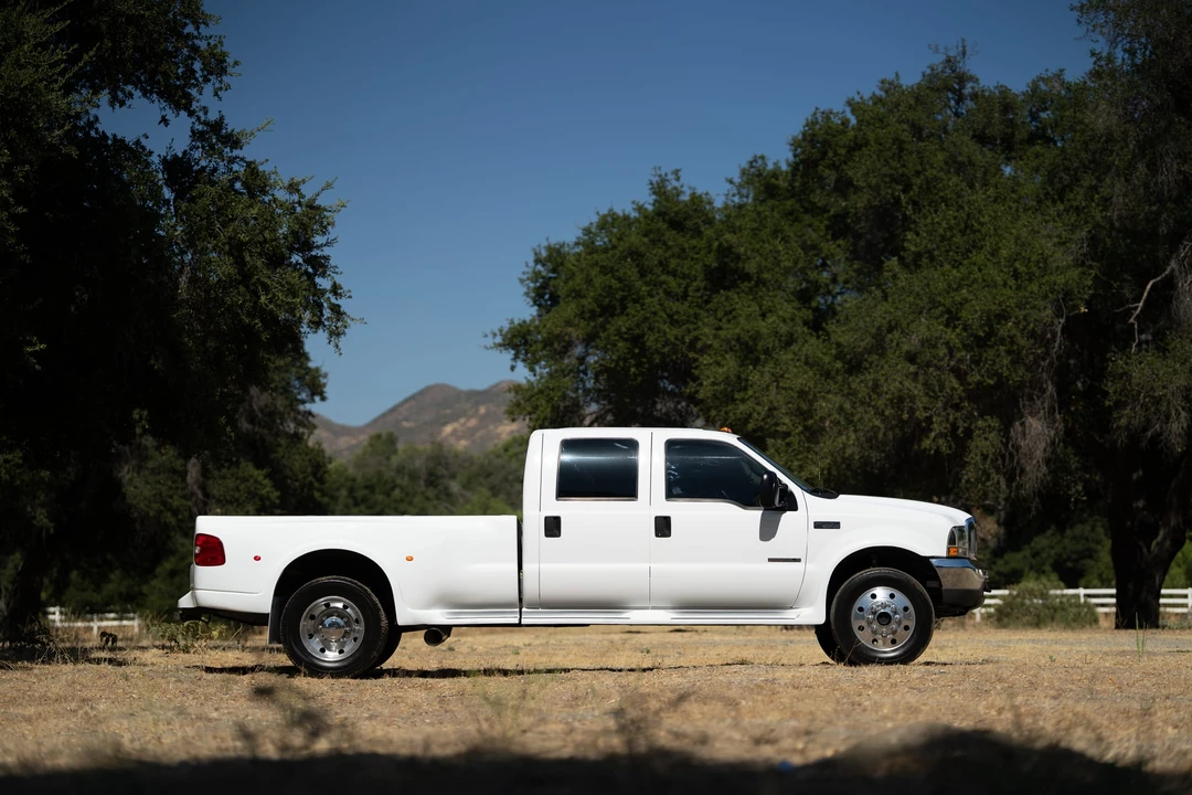2000 Ford Super Duty 1st Gen - Image 9 of 31