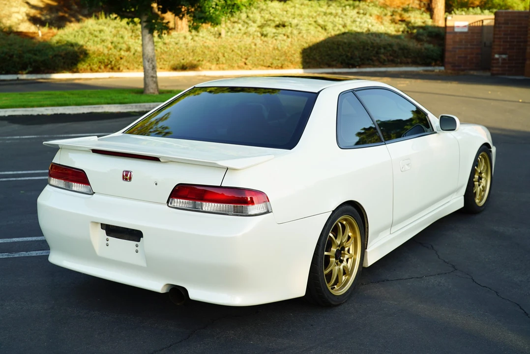 2000 Honda Prelude 5th Gen - Image 18 of 31