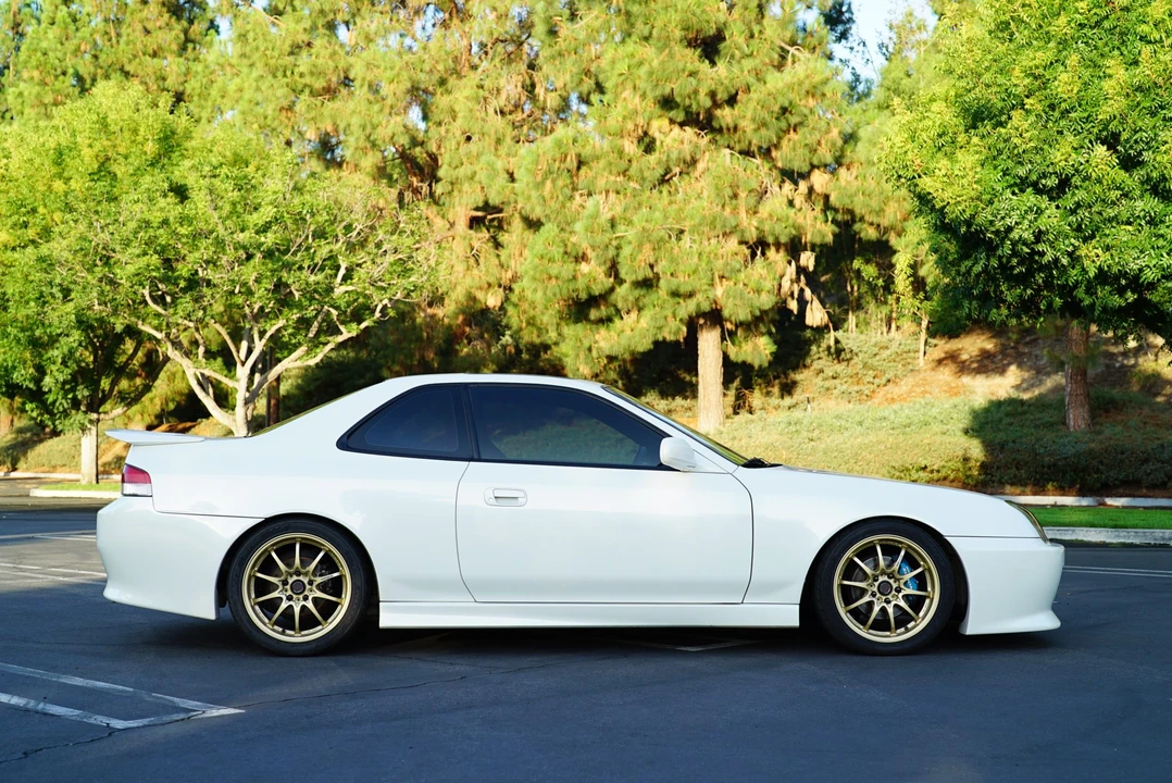 2000 Honda Prelude 5th Gen - Image 12 of 31