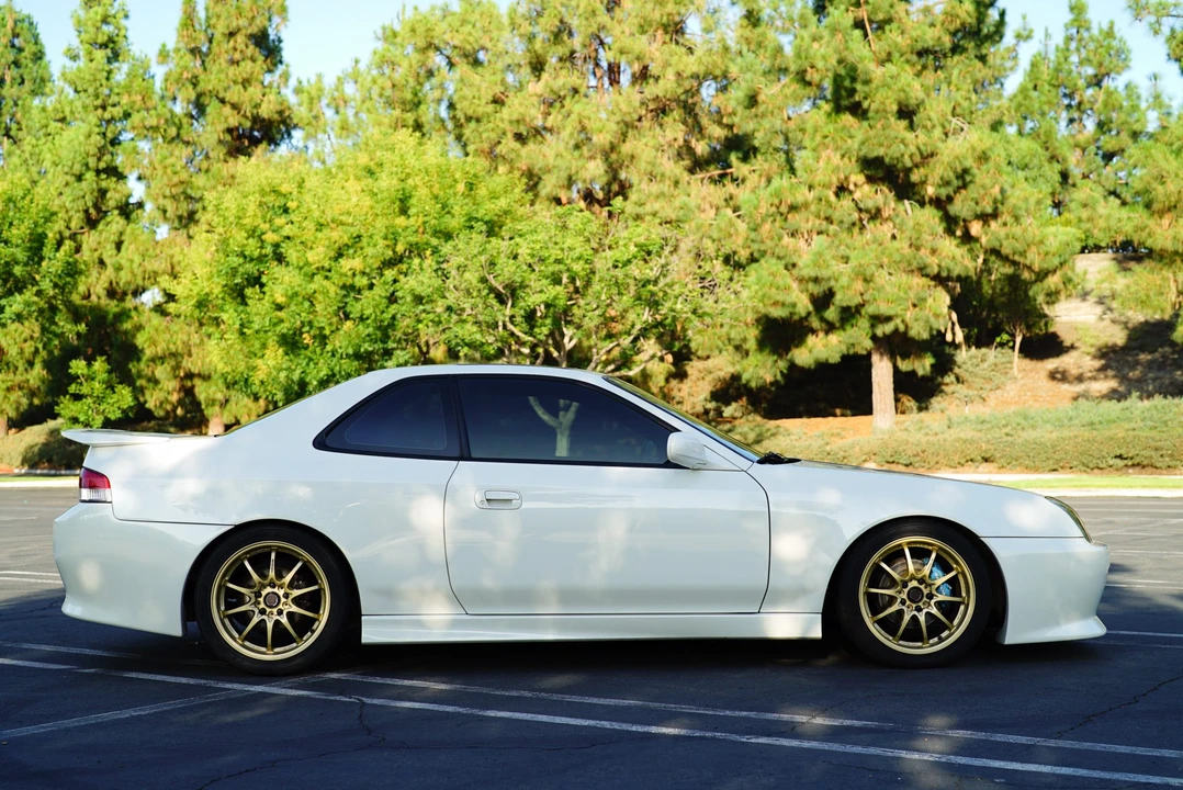 2000 Honda Prelude 5th Gen - Image 13 of 31