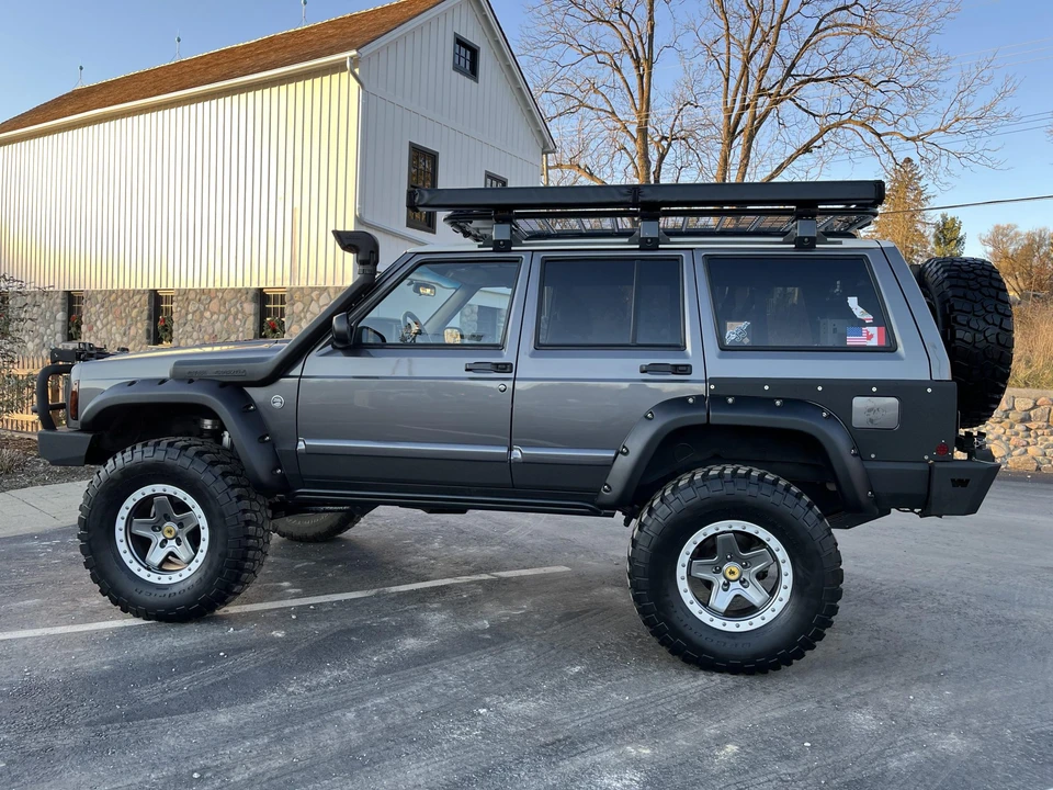2000 Jeep XJ Cherokee - Image 27 of 31