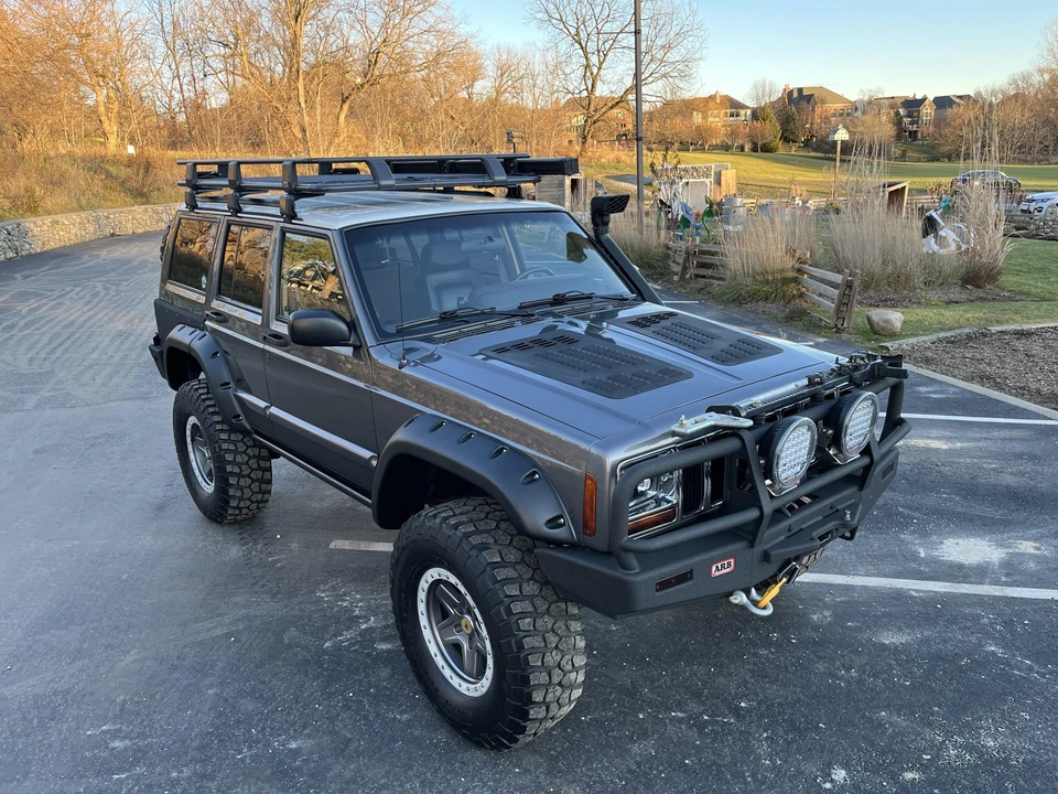2000 Jeep XJ Cherokee - Image 7 of 31