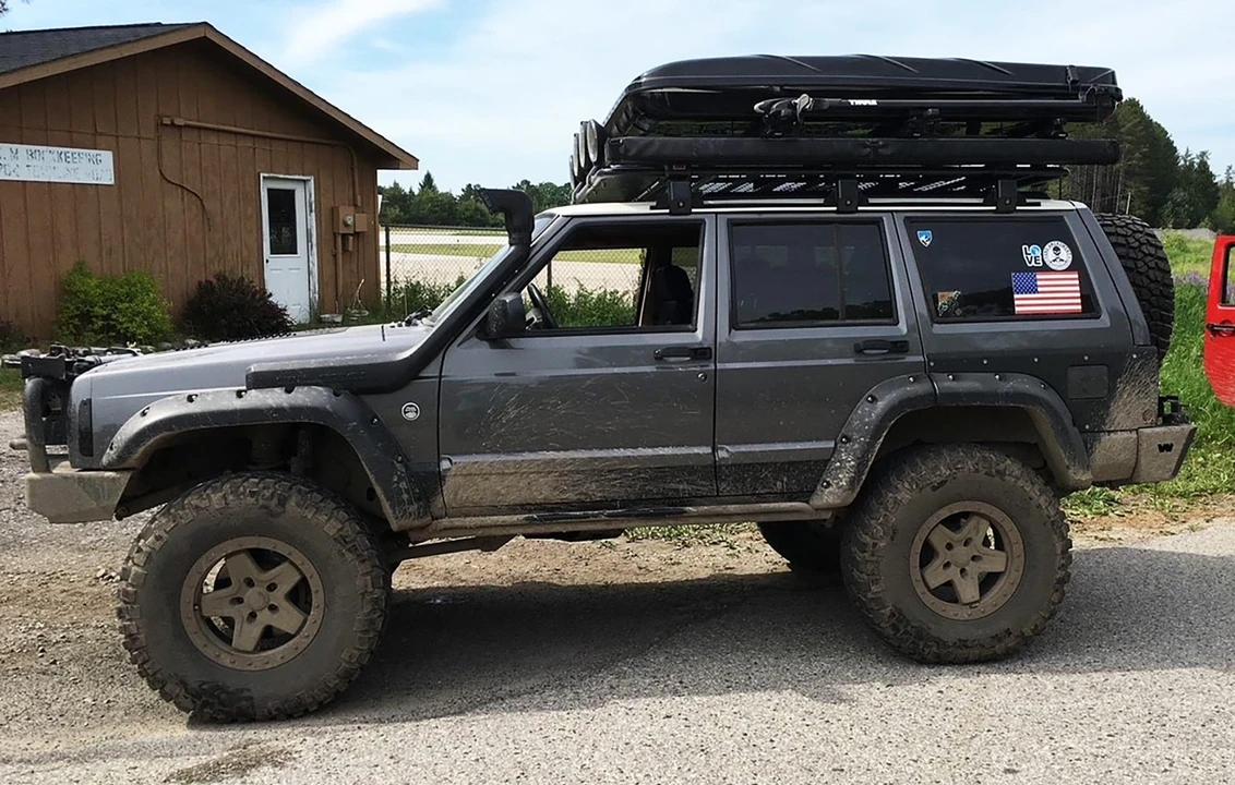 2000 Jeep XJ Cherokee - Image 29 of 31