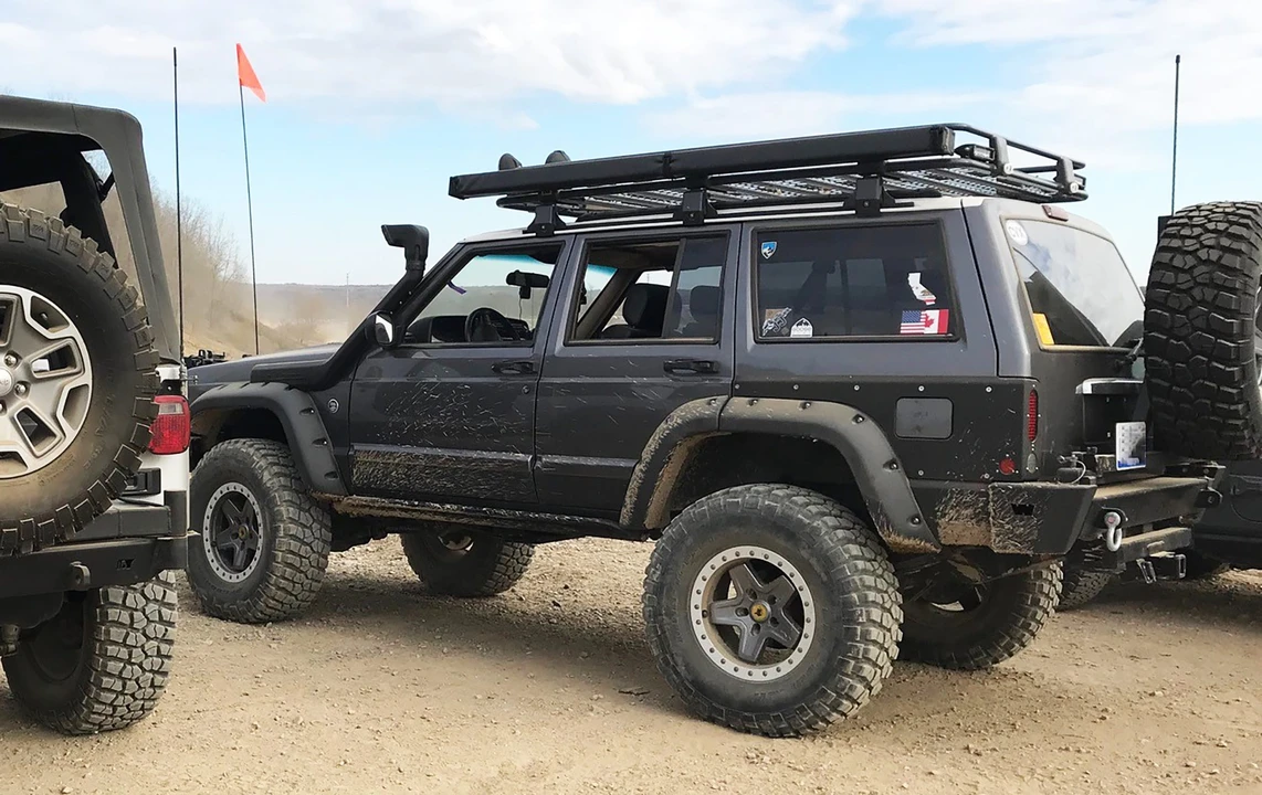 2000 Jeep XJ Cherokee - Image 25 of 31