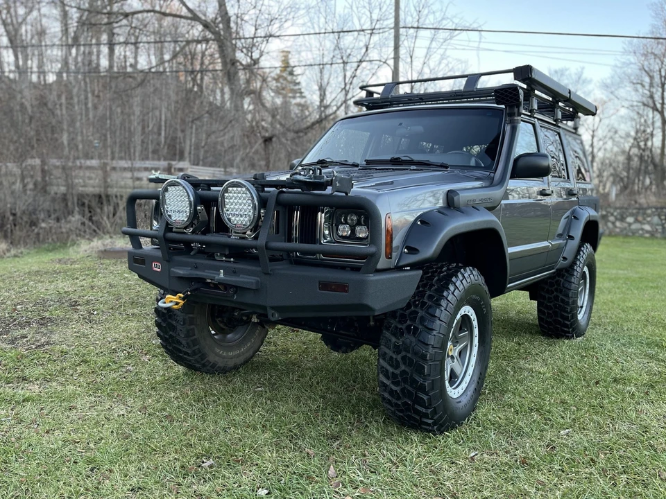 2000 Jeep XJ Cherokee - Image 4 of 31